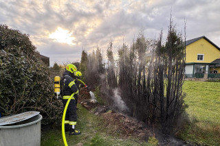 Einsatz: Heckenbrand